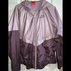 Nike Womens Sports Windrunner Jacket with Hood